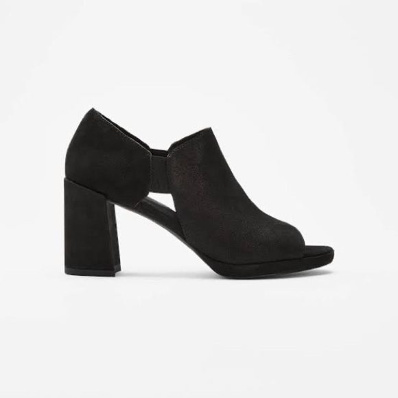 Eileen Fisher Milton Tumbled Nubuck Bootie - Picture 1 of 11